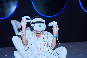 成都之几美术馆|威尼斯电影节金狮奖VR交互体验《苍穹》