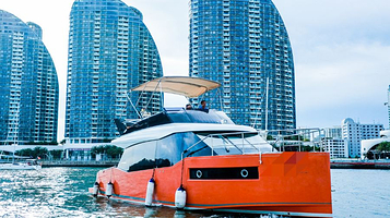 三亚启信游艇帆船俱乐部