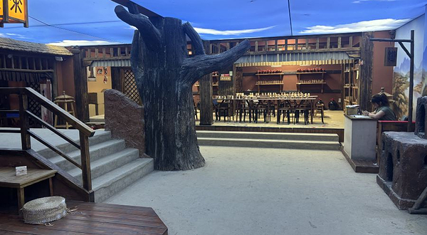 沉浸式秦文化街区(兵马俑手工制作)