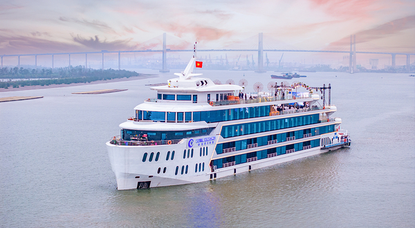 Luna号下龙湾游船