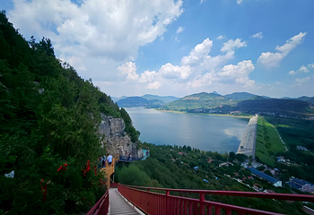 龟山景区(龟山望龙洞风景区)第 19 张图片