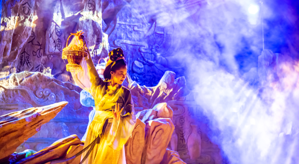 太白山《太白奇缘嫦娥奔月》演出