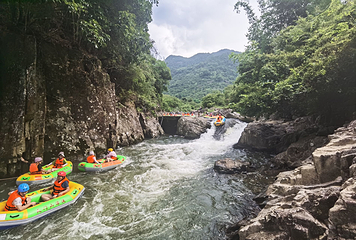 福州华泰天门山漂流第 8 张图片