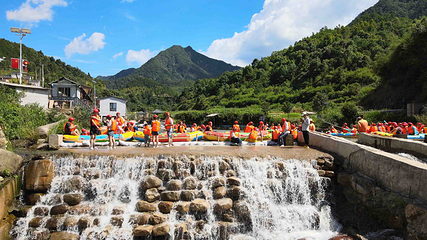郭亮大峡谷漂流第 2 张图片