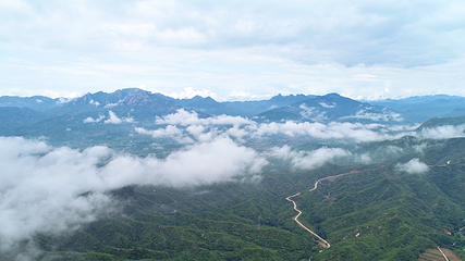 黄金寨原生态旅游区第 4 张图片