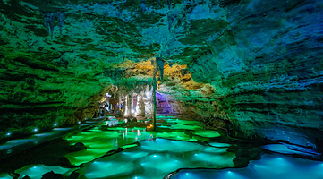 十二背后·双河洞景区