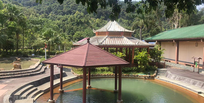 枫湾温泉度假村