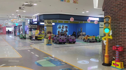 星云星交通小镇(内蒙古民族商场店)第 1 张图片