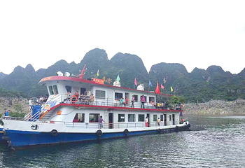 万峰湖第 32 张图片