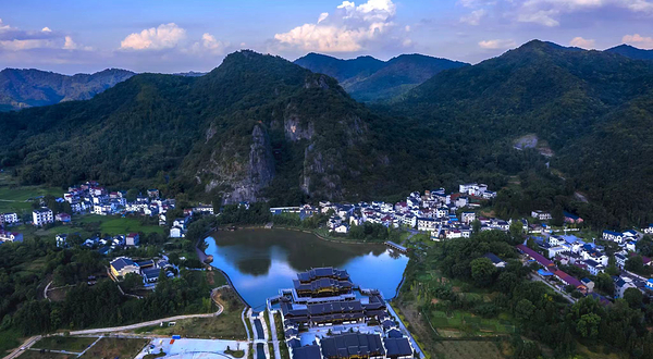 洪皓故里(水上古戏台)