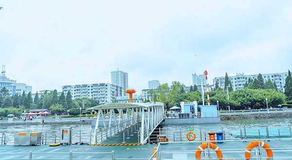 鸭绿江中朝界河游船(2号观光码头)