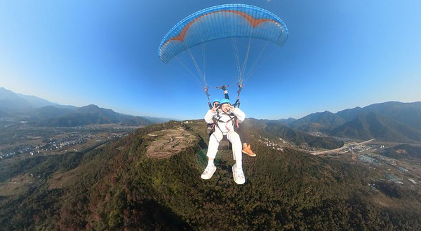 卡玛亚米飞行营地