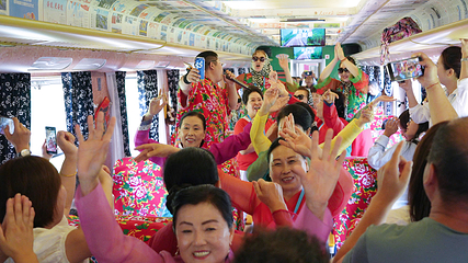 龙井号民俗旅游专列第 10 张图片