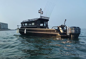 海阔天空游艇海钓观光第 1 张图片