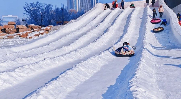 璞安松松岭冰雪乐园