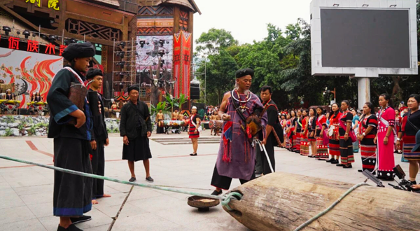 西盟县江三木洛剧院