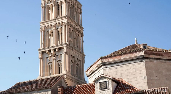 圣多米努斯大教堂及钟楼