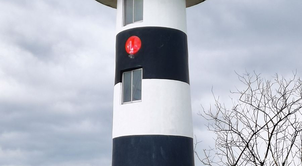 城东港大桥灯塔