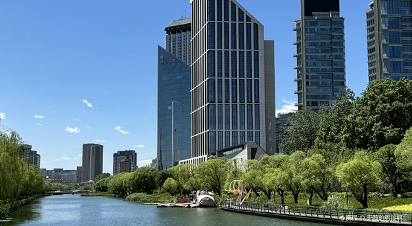 亮马河畔(亮马港湾大厦南楼店)