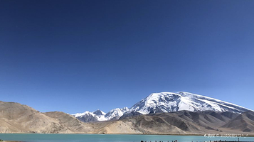 克州喀拉库勒湖