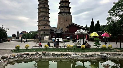 海会寺琉璃塔第 1 张图片