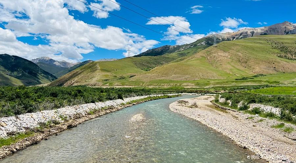美玉草原风景区