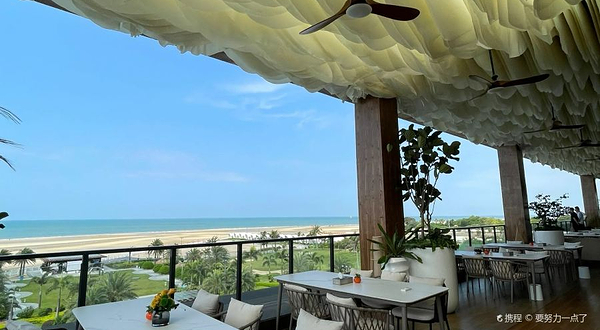 荣和银滩one露营帐篷区