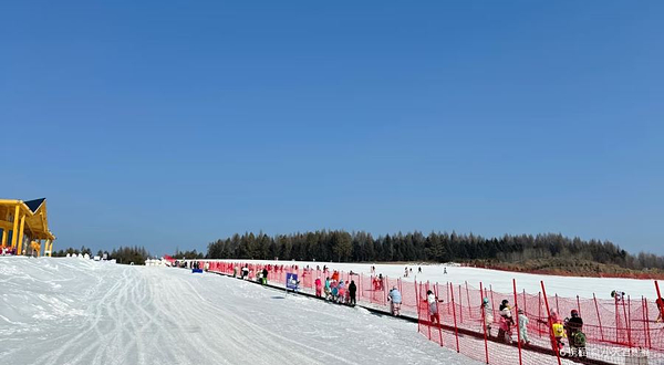 延吉冰雪欢乐谷