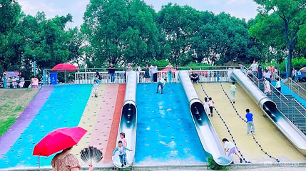 张毕湖公园第 1 张图片