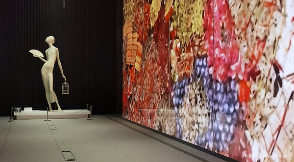 《时代逸飞》陈逸飞回顾展