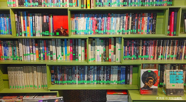 北京百老汇电影中心-图书馆