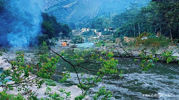 昆明市下达基峡谷野温泉露营地