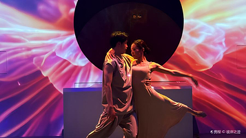 沉浸式光影互动剧《追光之城》