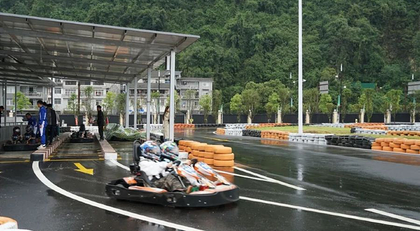 华速飞驰张家界国际赛车基地