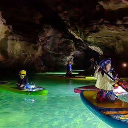 巨人山·三生洞