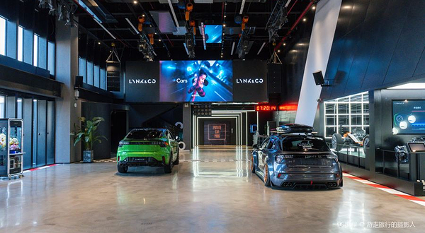 宁波领克汽车运动体验中心(MEC)
