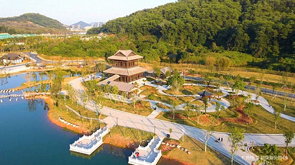 金钟湖公园第 1 张图片