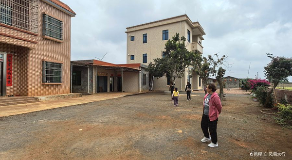 菠萝的海乡村美术馆