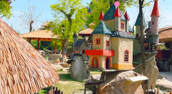 狼外婆童梦王国(植物园4店)