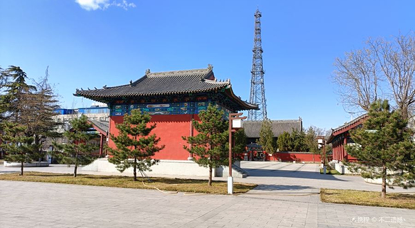 行唐城隍庙大殿