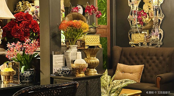 Phumontra Massage & Spa Old Town 1