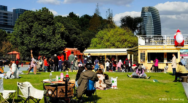 徐汇滨江绿地-露营地