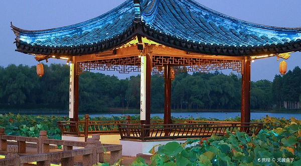 虞山尚湖风景区-月堤
