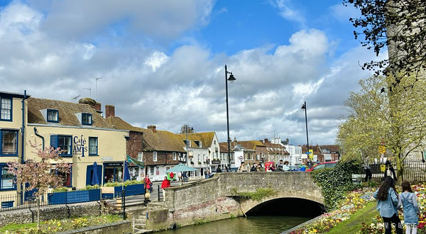 Westgate Gardens Riverside