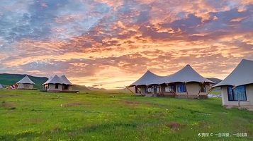 阿米贡洪牧场露营酒店