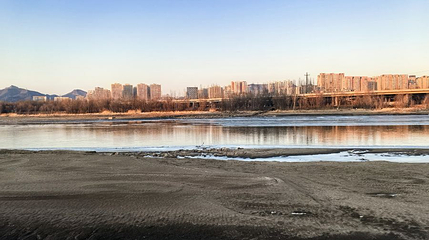 滨河湿地公园第 1 张图片