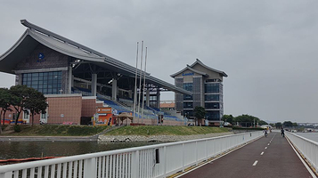 海上自行车道(水晶湖郡小区进入点)