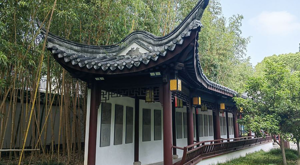 朱家角课植园·园林水上剧场