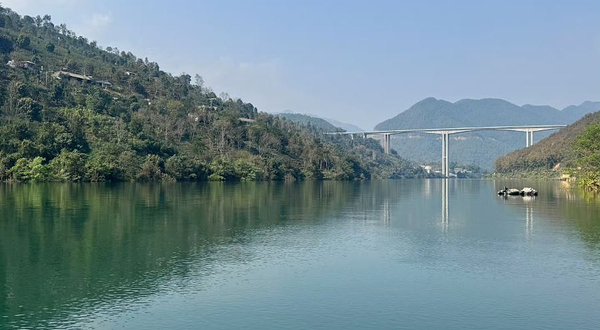 澜沧江大峡谷观景平台