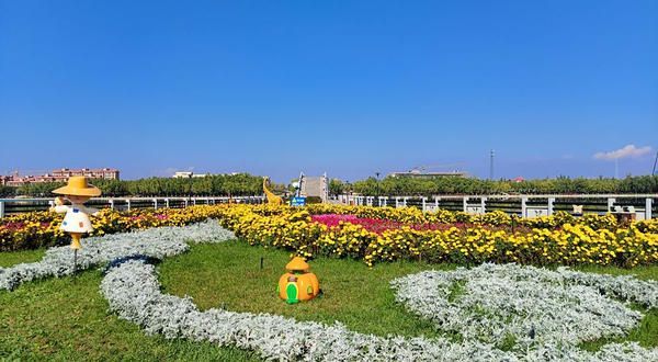 巩留县蝶湖景区